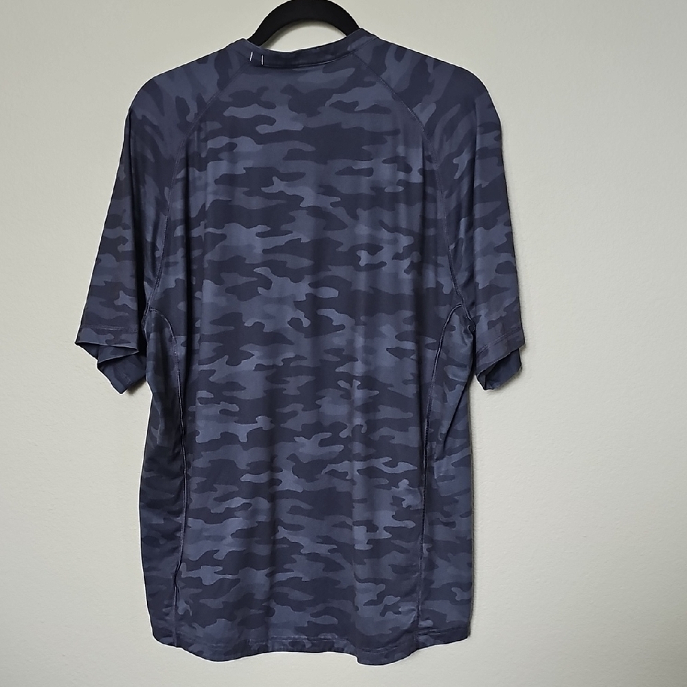 Puma Men's Navy Camo Mat Henley Cloudsoun Quarter Button Shirt Large - Picture 8 of 9